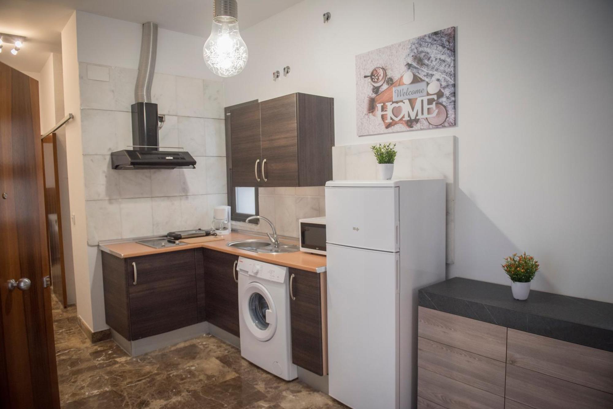 Apartamentos Luxury Puente De Triana Севиля Екстериор снимка